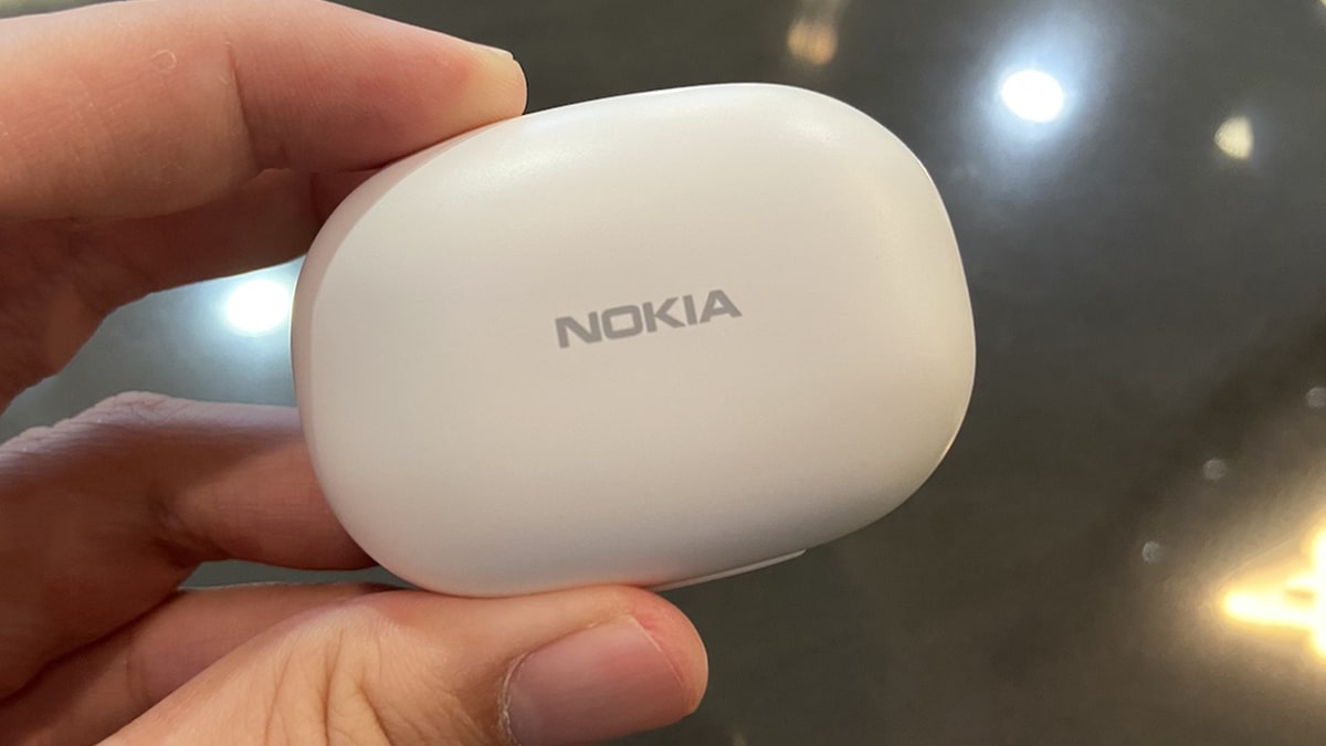Giá tai nghe Nokia 411W bao nhiêu?