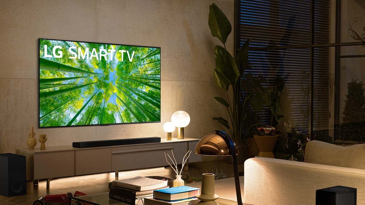 Giá bán Smart TV LG 65UQ7550PSF