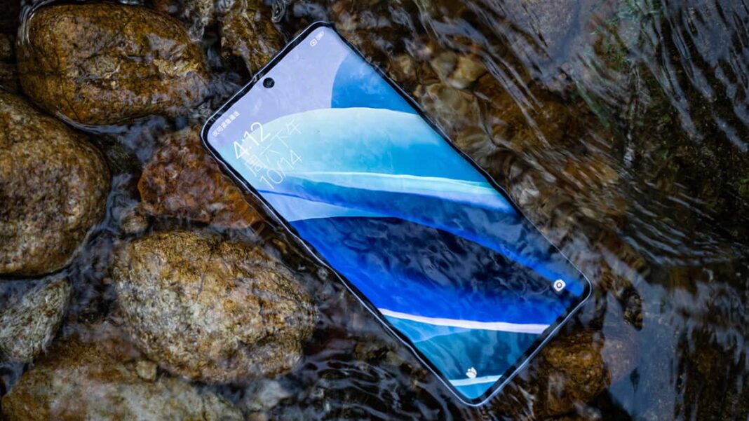 Điện thoại Redmi Note 13 có chống nước không?