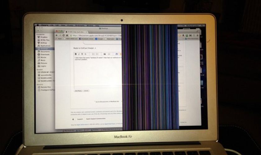 Nguyên nhân màn hình Macbook bị sọc